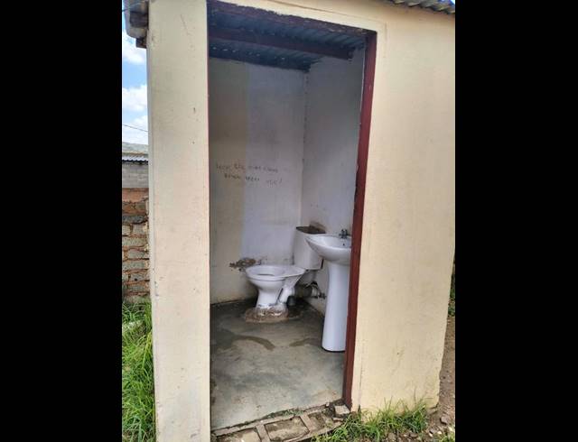 1 BEDROOM HOUSE FOR SALE IN LOTUS GARDENS